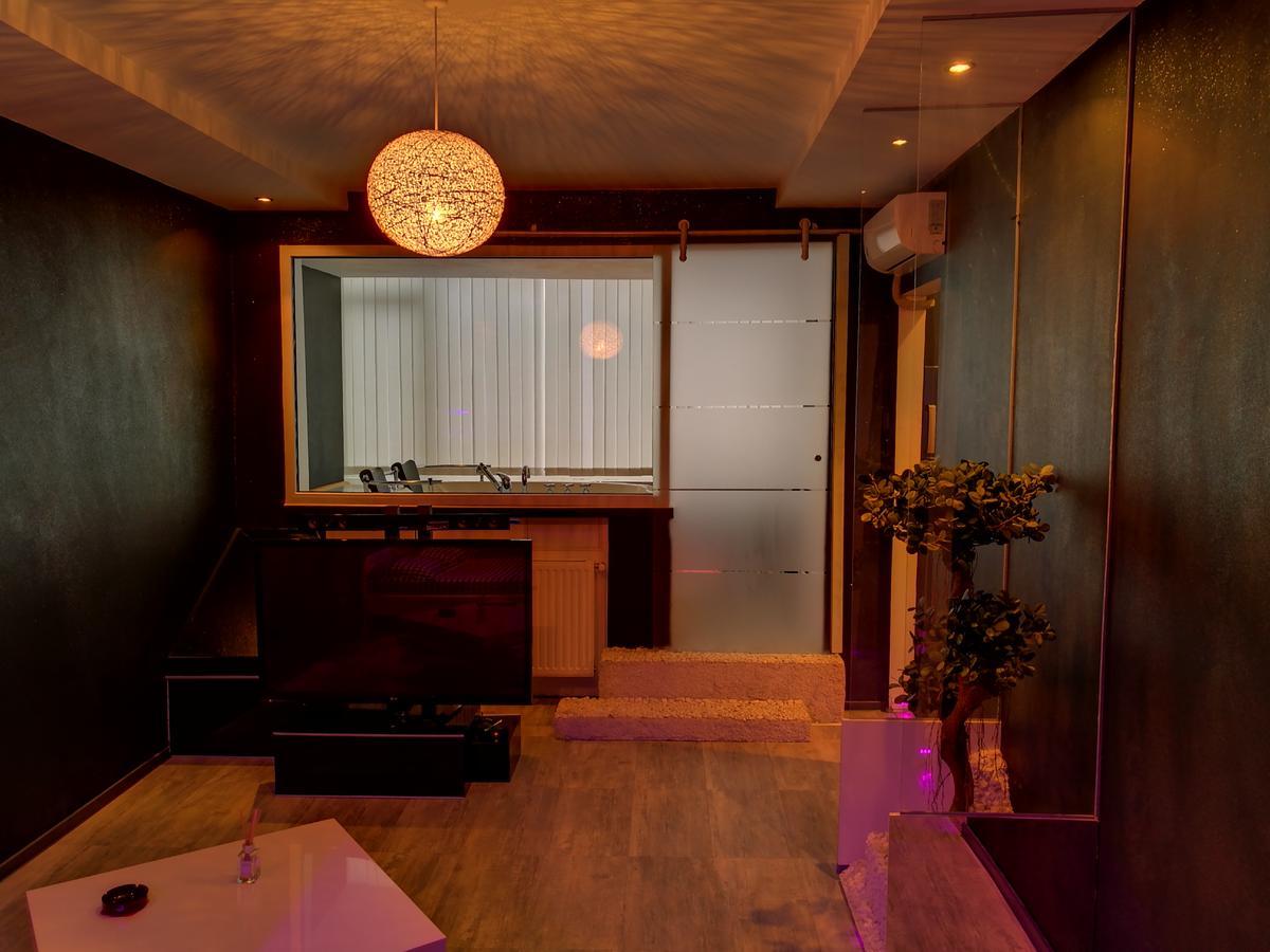 Excentric Studio 1 Braşov Exteriör bild